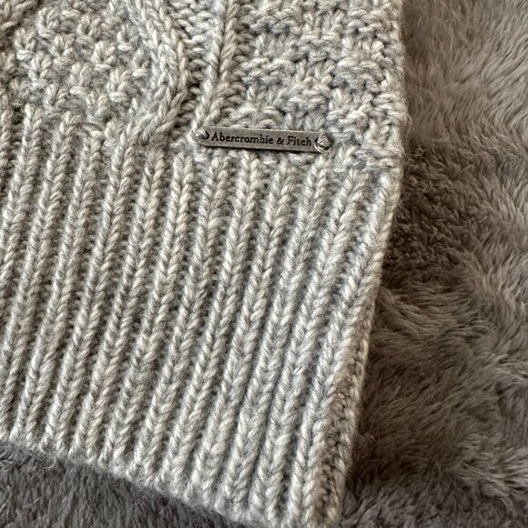 Abercrombie & Fitch Gray Cable Knit Sweater Women's SMALL Mock Neck - Picture 2 of 7